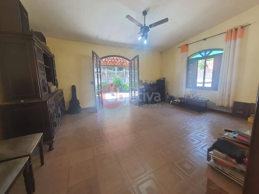 Casa, 4 quartos, 250 m² - Foto 3