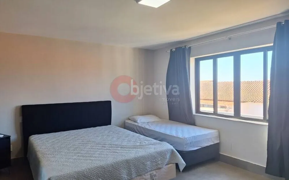 Casa, 4 quartos, 250 m² - Foto 22