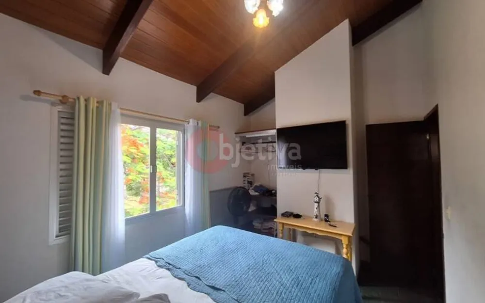 Casa, 5 quartos, 230 m² - Foto 13