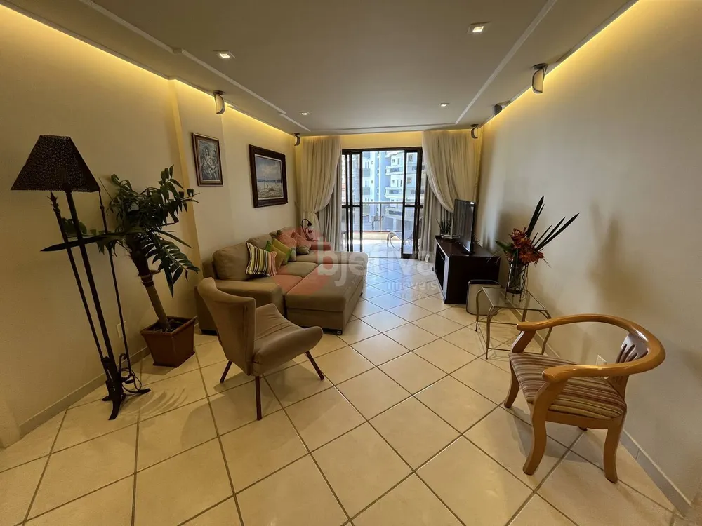 Apartamento, 4 quartos, 140 m² - Foto 1