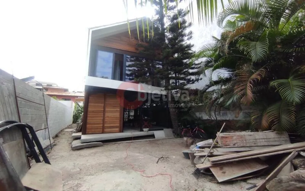 Casa, 3 quartos, 250 m² - Foto 35