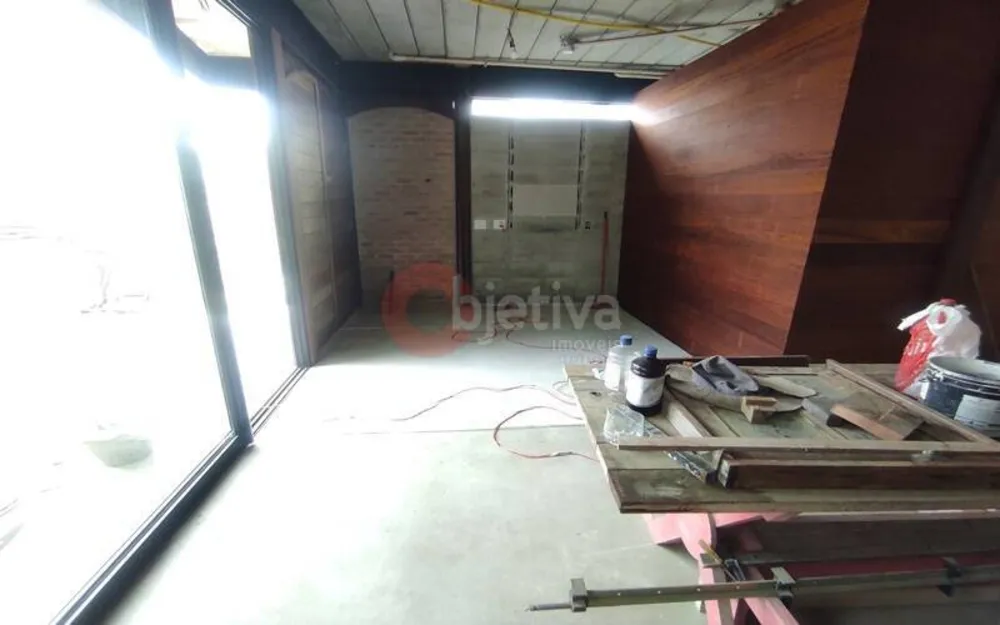 Casa, 3 quartos, 250 m² - Foto 8