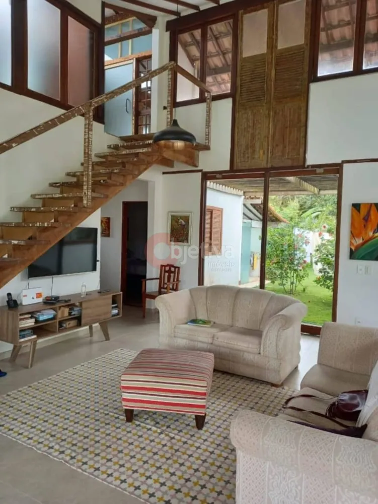 Casa, 5 quartos, 217 m² - Foto 1