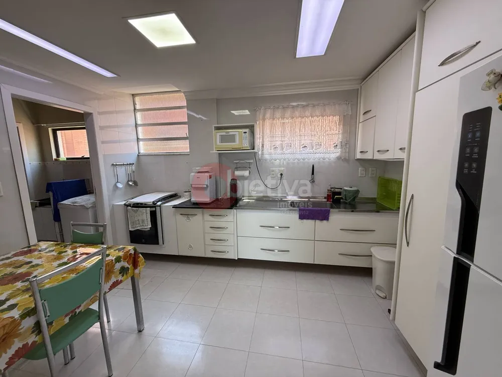 Apartamento, 3 quartos, 165 m² - Foto 2