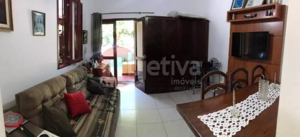 Casa de Condomínio à venda com 1 quarto, 70m² - Foto 3