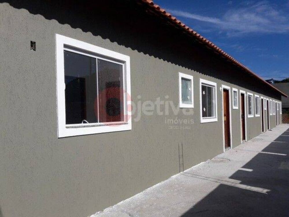 Casa à venda com 1 quarto, 25m² - Foto 2
