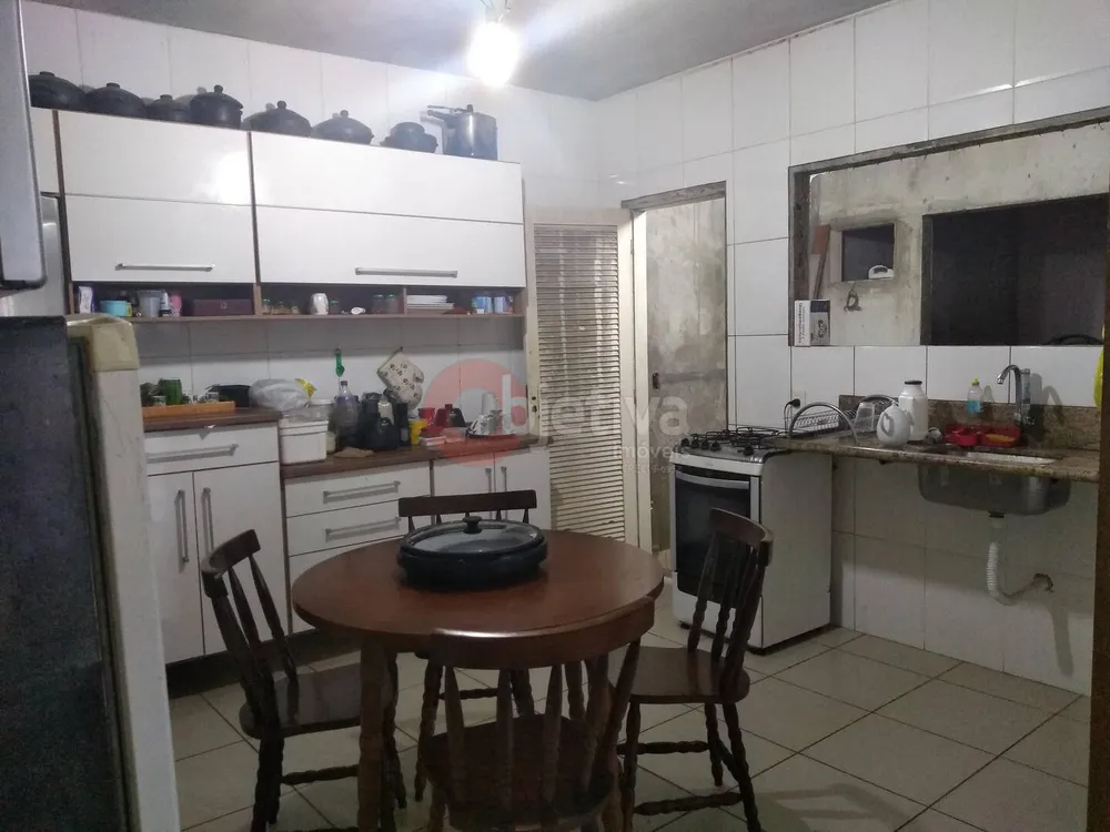 Casa, 6 quartos, 280 m² - Foto 8