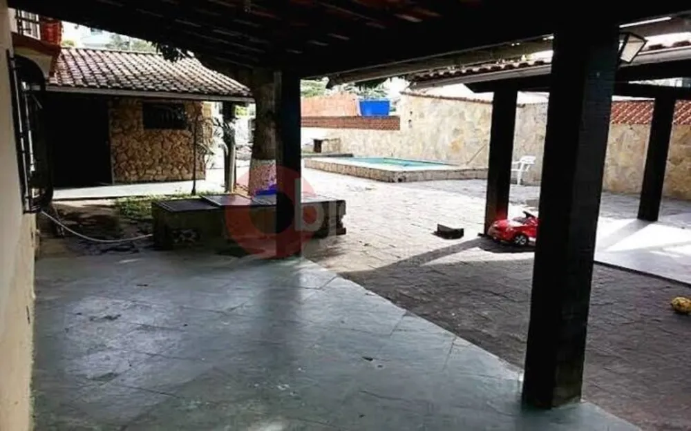 Casa, 8 quartos, 1346 m² - Foto 9
