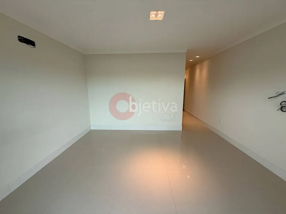 Casa, 4 quartos, 250 m² - Foto 22