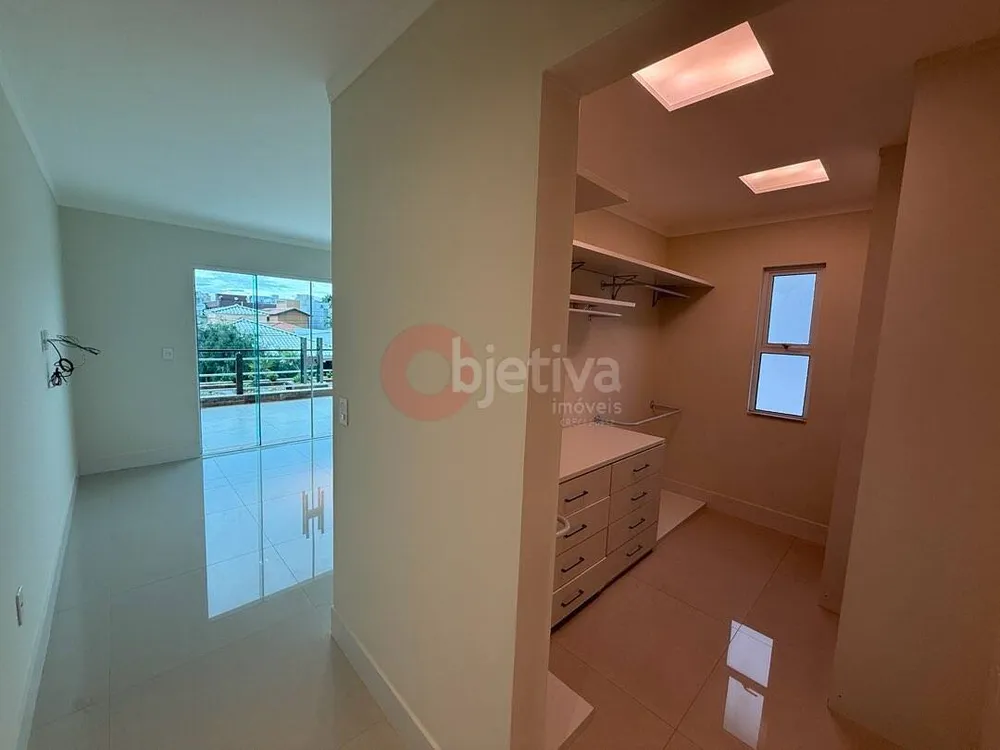 Casa, 4 quartos, 250 m² - Foto 28