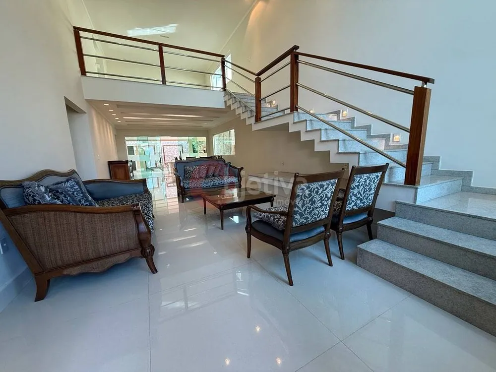Casa, 4 quartos, 250 m² - Foto 14