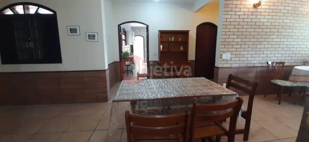 Casa, 5 quartos, 354 m² - Foto 9