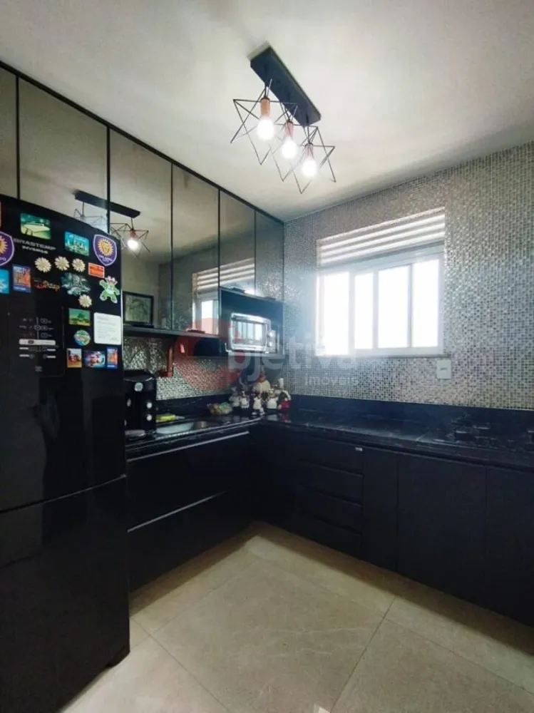 Cobertura, 3 quartos, 230 m² - Foto 3