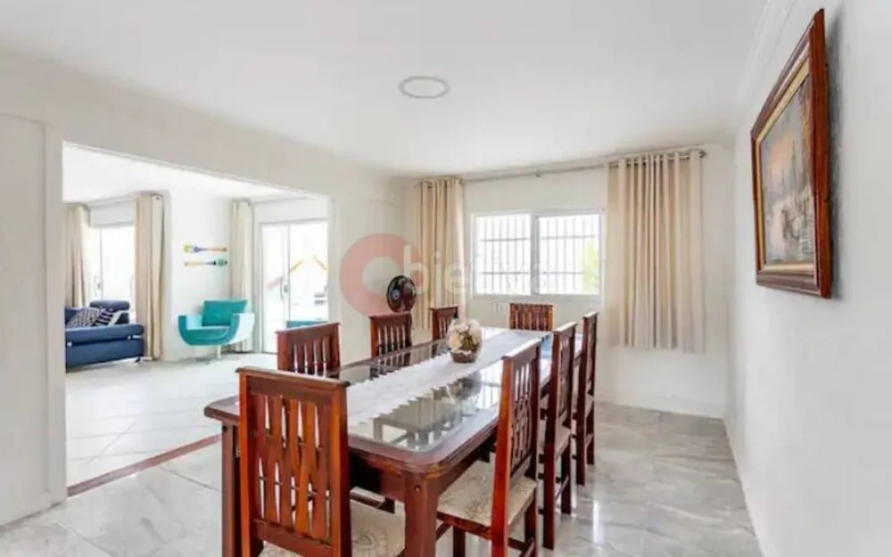 Casa, 4 quartos, 392 m² - Foto 1