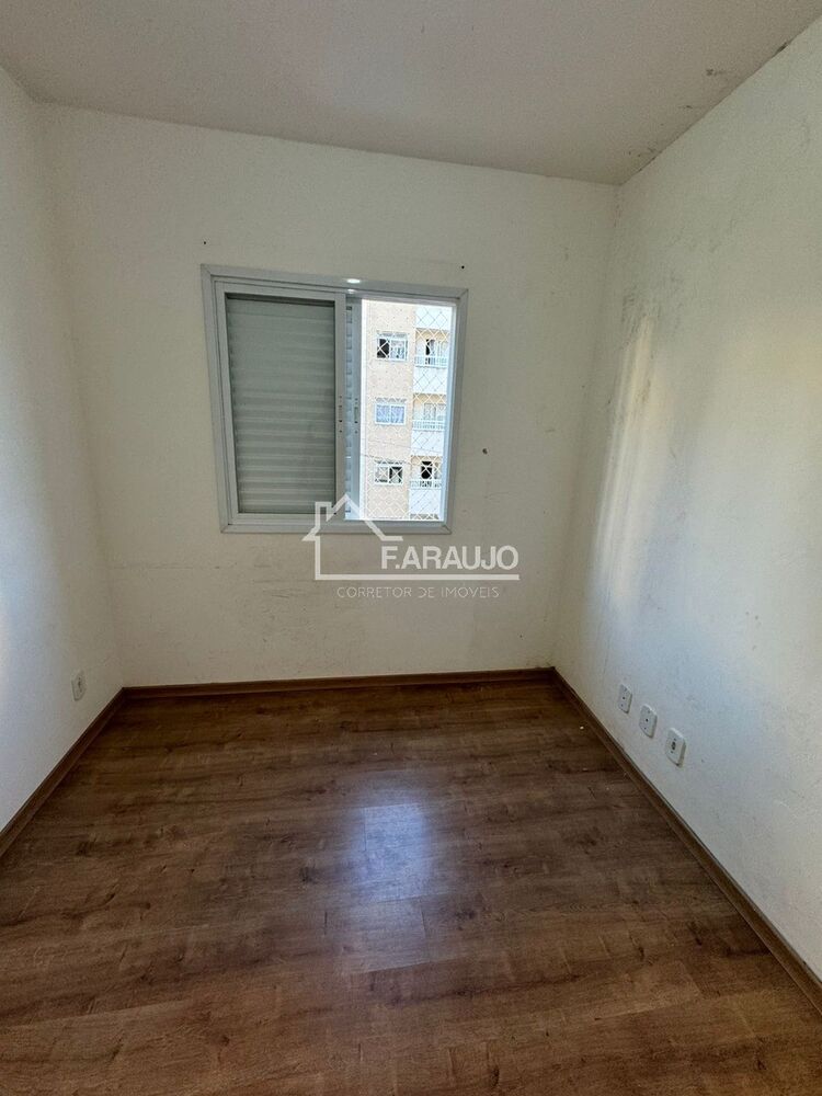 Apartamento para alugar com 2 quartos, 57m² - Foto 2
