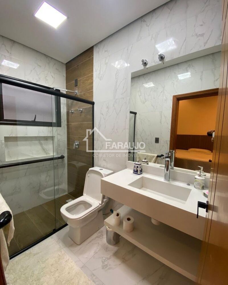 Casa de Condomínio à venda com 3 quartos, 220m² - Foto 3