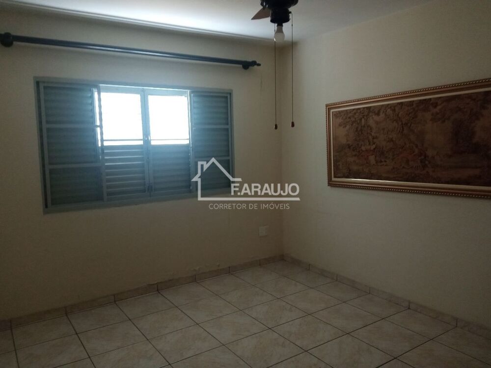 Casa, 4 quartos, 225 m² - Foto 5