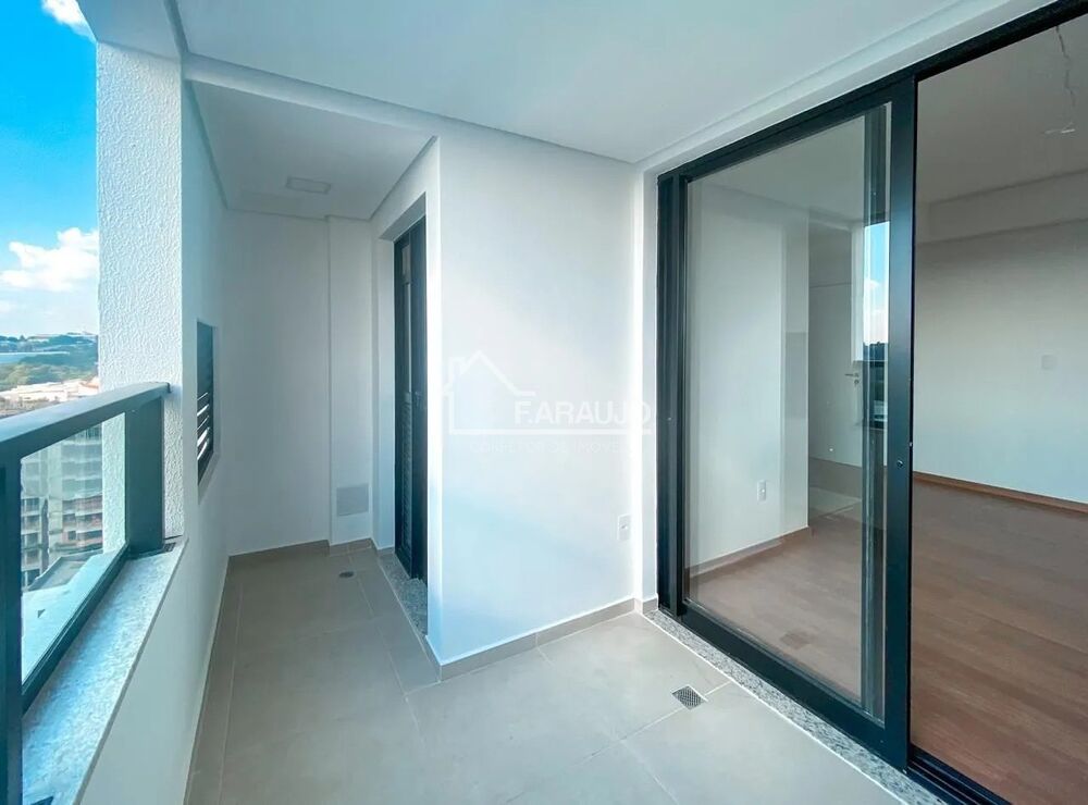 Apartamento à venda com 2 quartos, 62m² - Foto 2