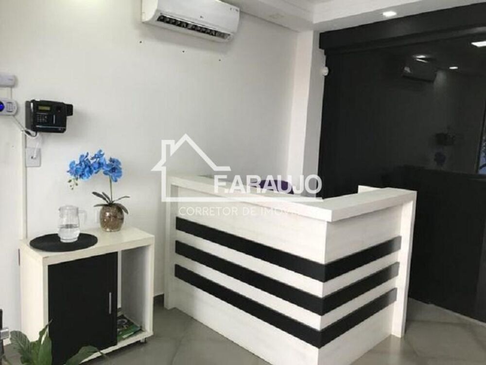 Prédio Inteiro à venda, 240m² - Foto 2