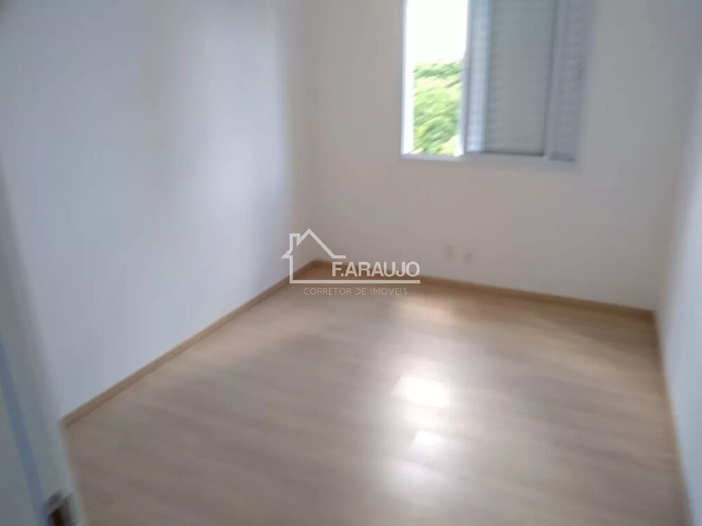 Apartamento à venda com 2 quartos, 60m² - Foto 5