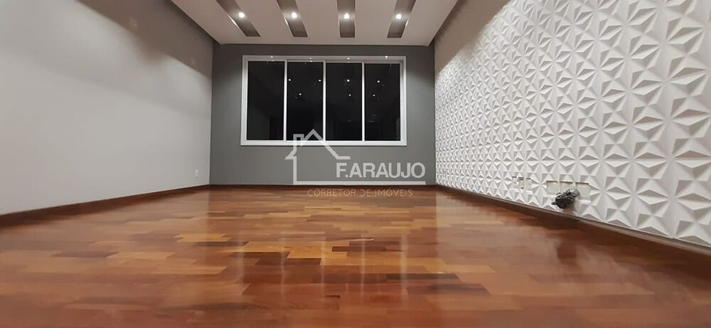 Casa de Condomínio à venda com 4 quartos, 400m² - Foto 3