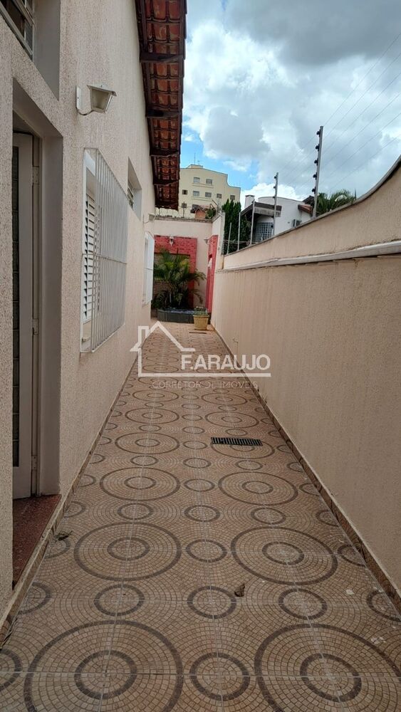 Casa para alugar com 4 quartos, 265m² - Foto 7