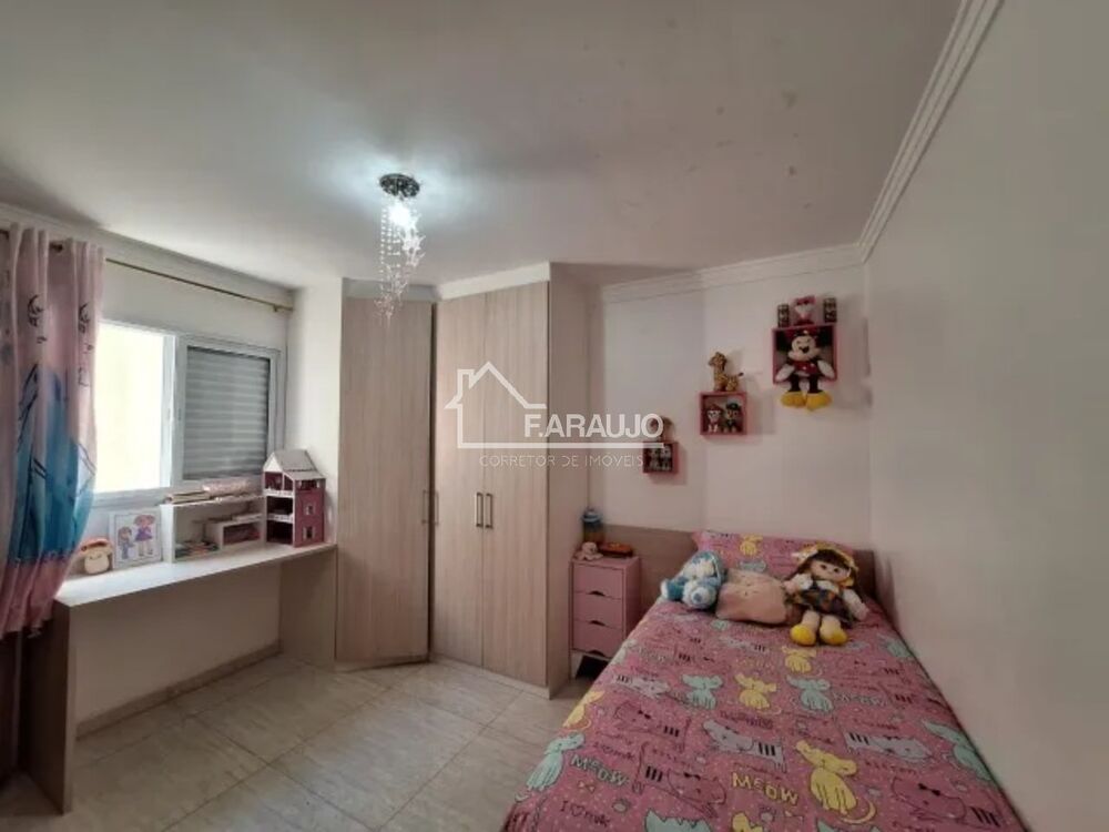 Apartamento para alugar com 3 quartos, 119m² - Foto 3