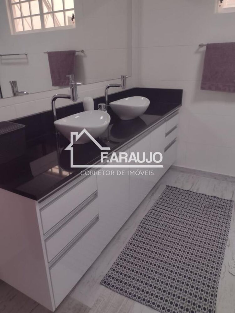 Casa, 3 quartos, 304 m² - Foto 5