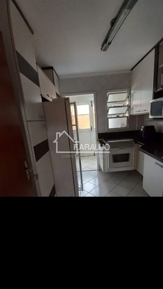 Apartamento à venda com 3 quartos, 130m² - Foto 6