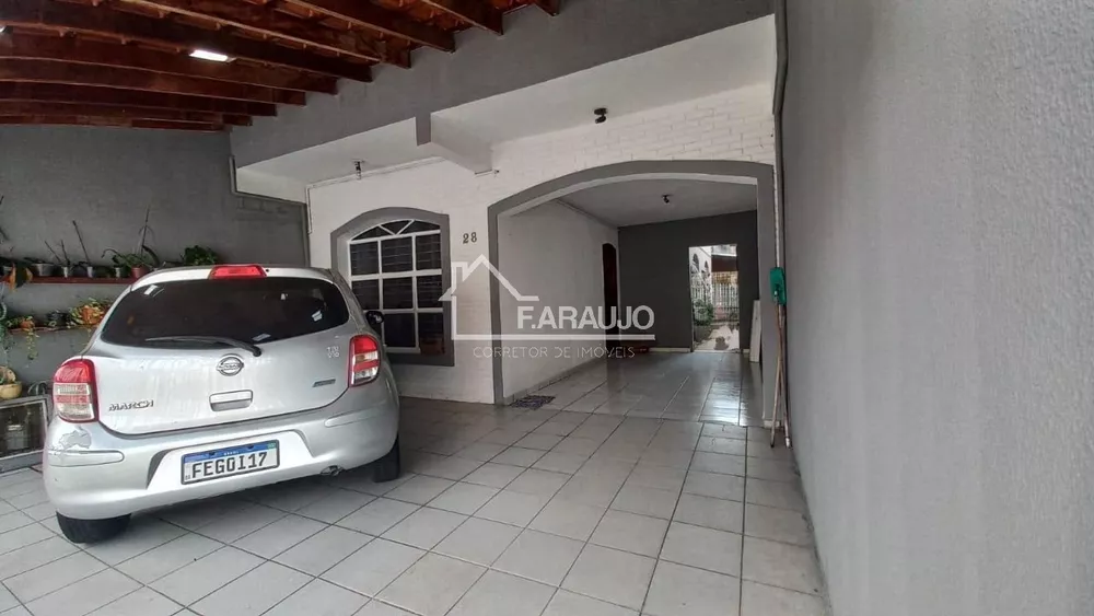 Casa à venda com 3 quartos, 153m² - Foto 4