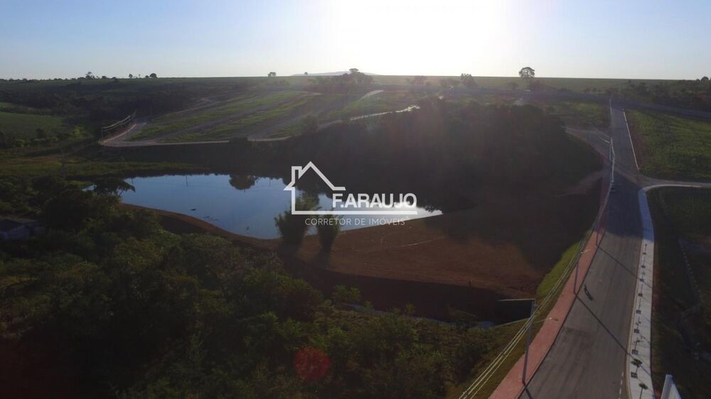 Loteamento e Condomínio, 329 m² - Foto 3