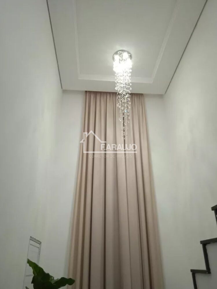 Casa de Condomínio, 4 quartos - Foto 1