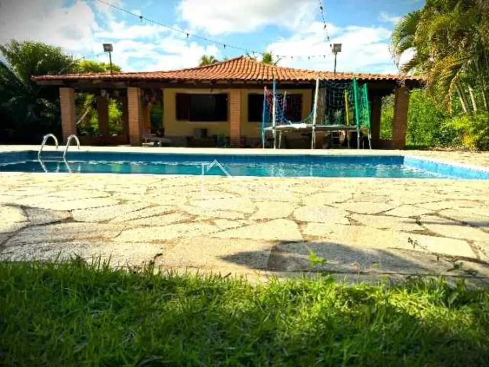 Chácara à venda com 4 quartos, 331m² - Foto 8