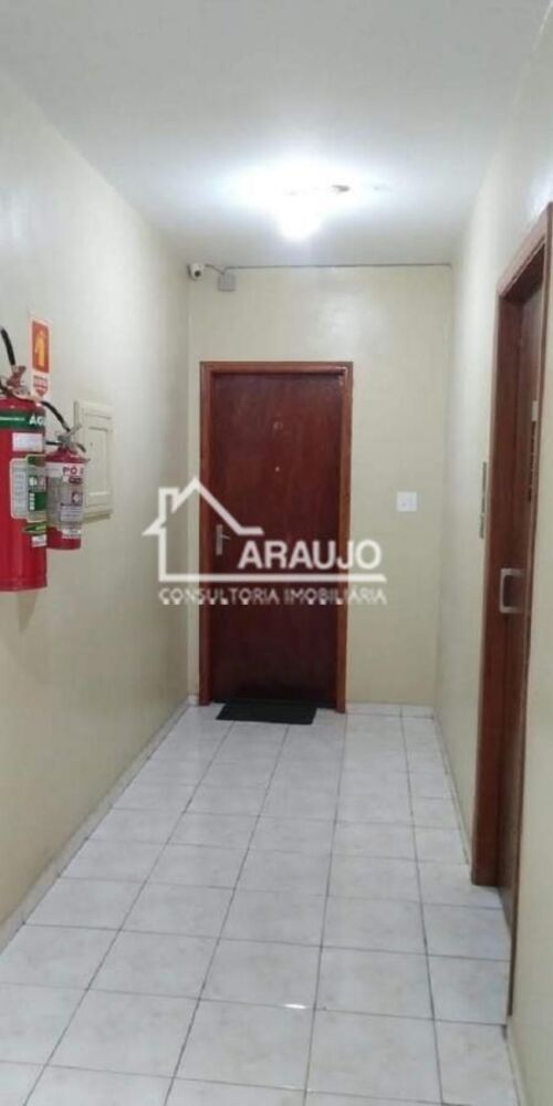 Apartamento à venda com 3 quartos, 100m² - Foto 3
