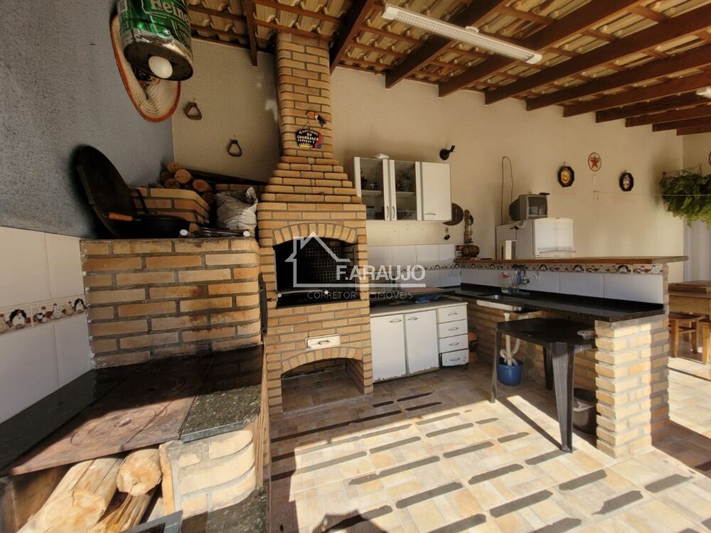 Casa à venda com 5 quartos, 374m² - Foto 8