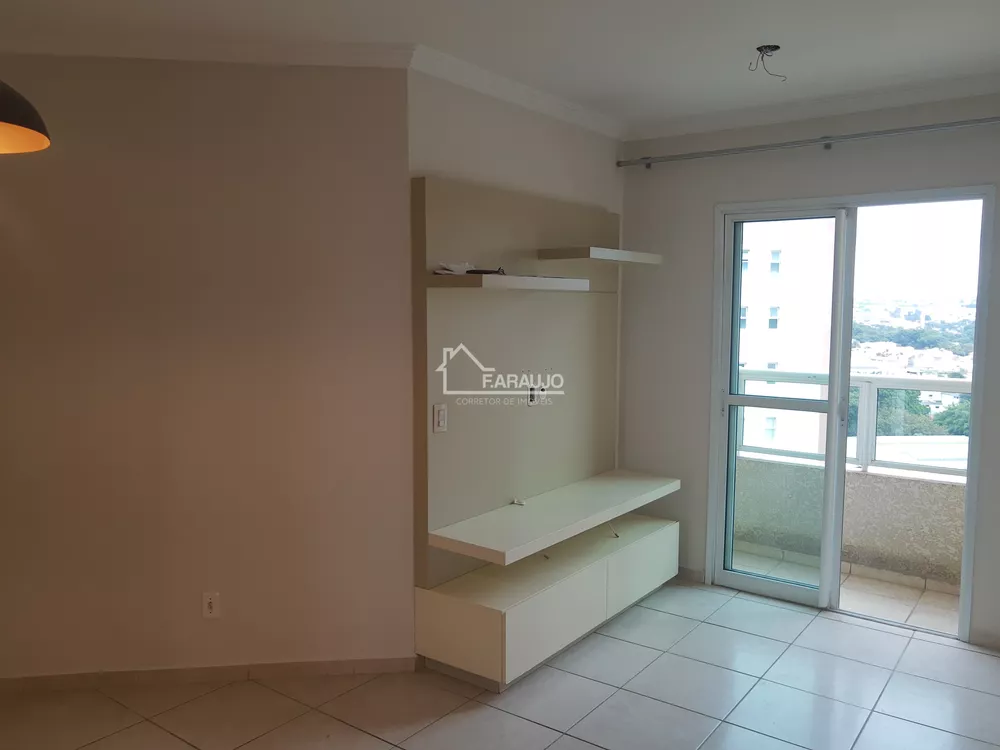 Apartamento à venda com 2 quartos, 63m² - Foto 3