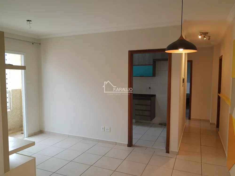 Apartamento à venda com 2 quartos, 63m² - Foto 2