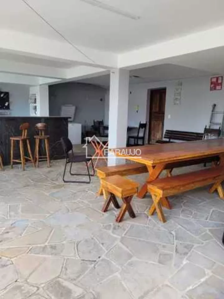 Casa, 4 quartos, 468 m² - Foto 3