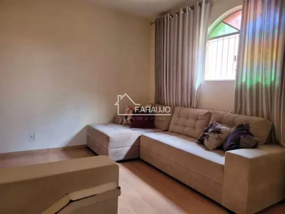 Casa, 4 quartos, 468 m² - Foto 2