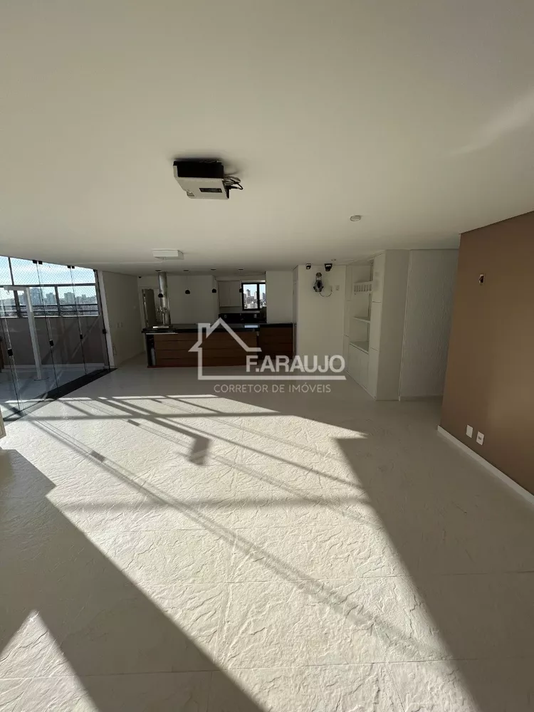 Cobertura à venda com 3 quartos, 244m² - Foto 4