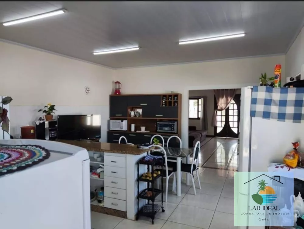 Casa, 3 quartos, 250 m² - Foto 11