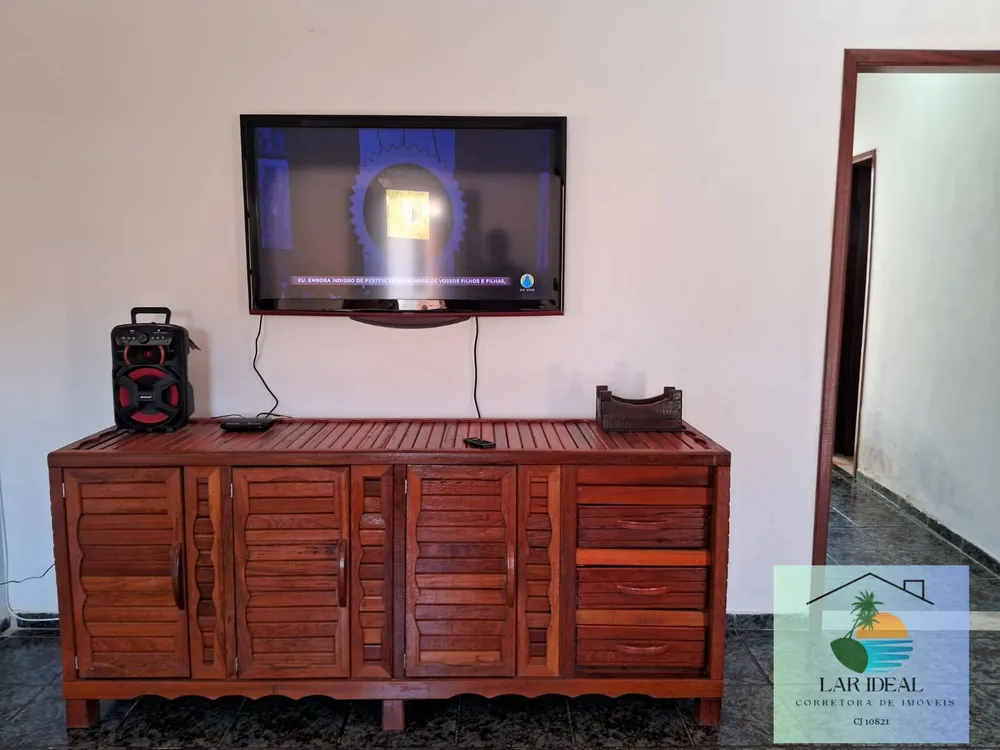 Casa, 4 quartos, 245 m² - Foto 1