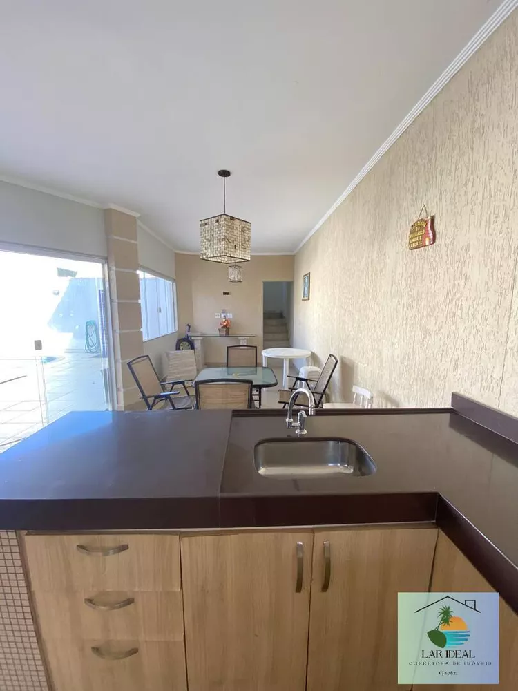 Casa, 4 quartos, 225 m² - Foto 8
