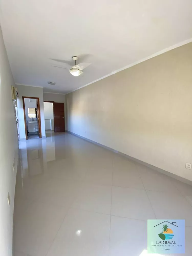 Casa, 4 quartos, 225 m² - Foto 2