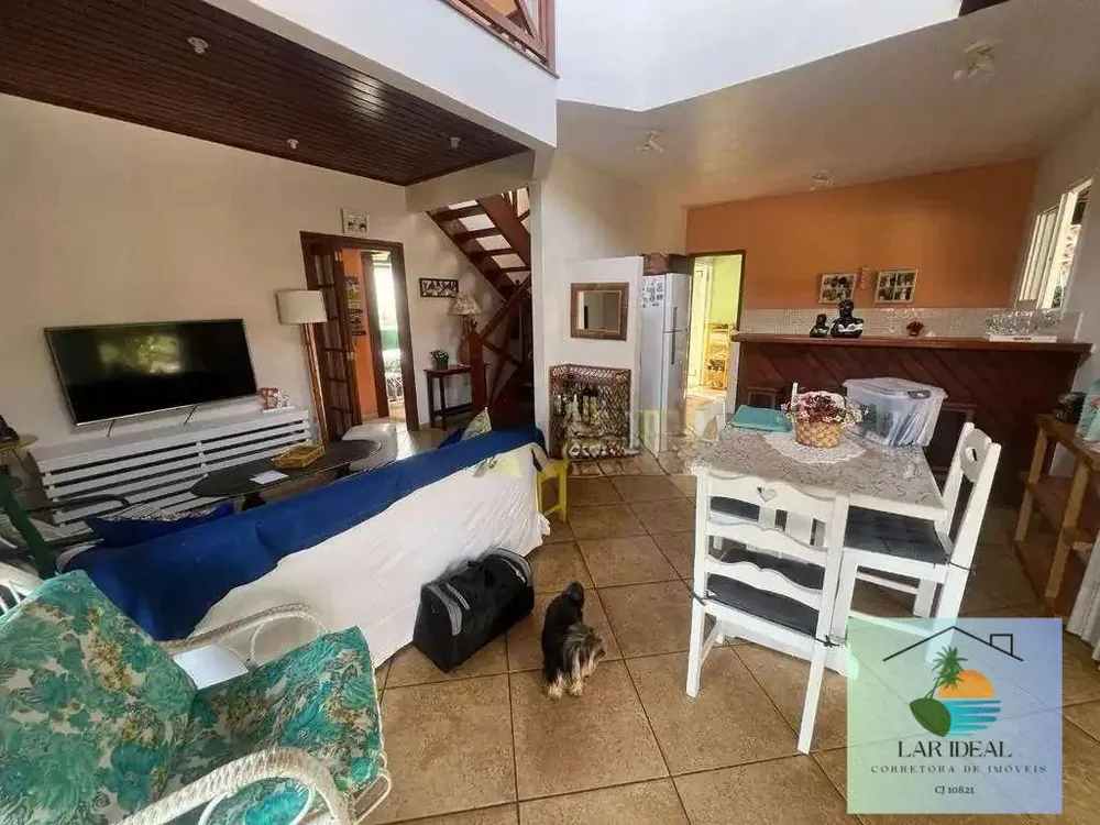 Casa, 5 quartos, 240 m² - Foto 1