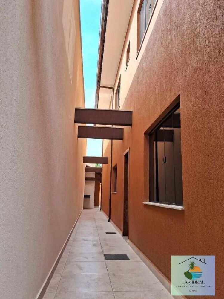Casa à venda com 4 quartos, 166m² - Foto 1