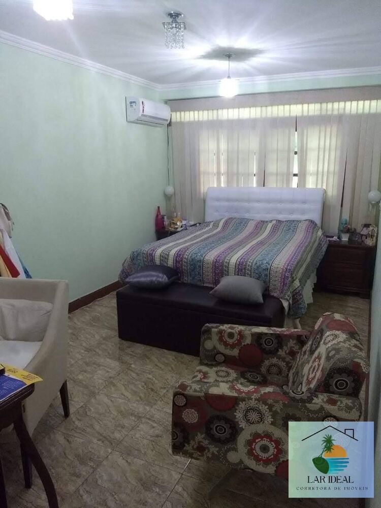 Casa à venda com 4 quartos, 242m² - Foto 2