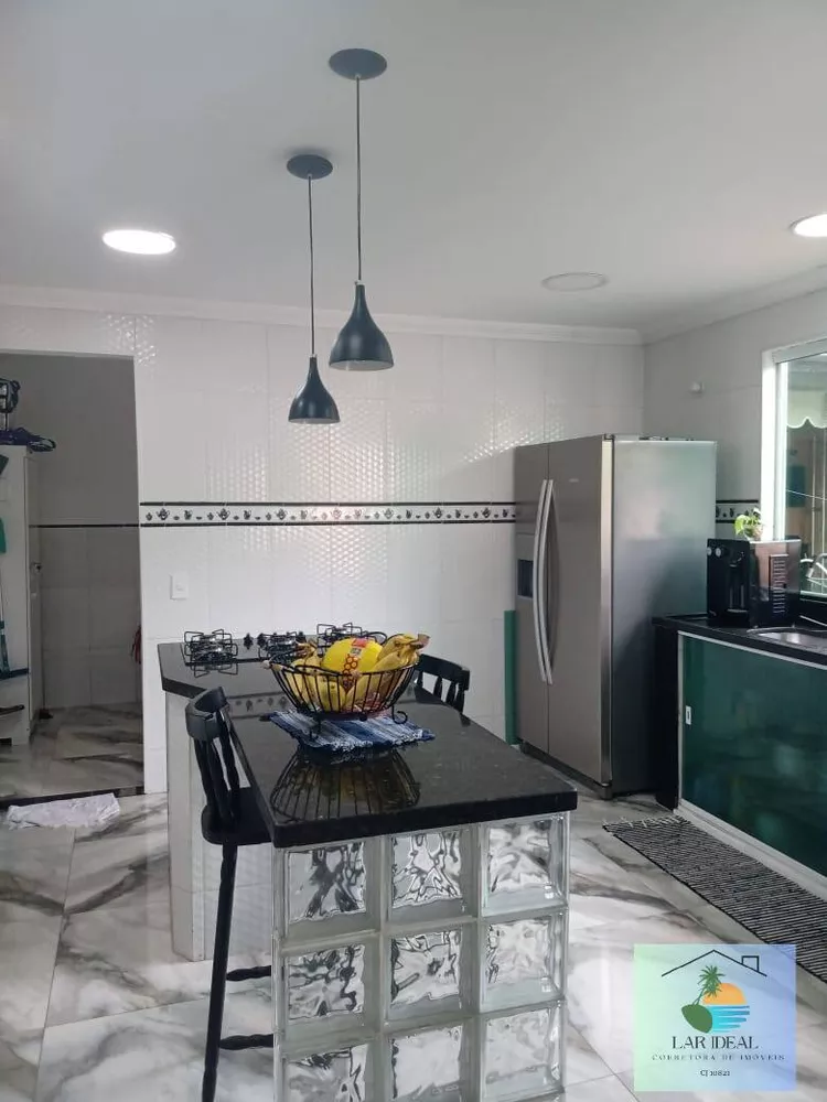 Casa, 4 quartos, 220 m² - Foto 13