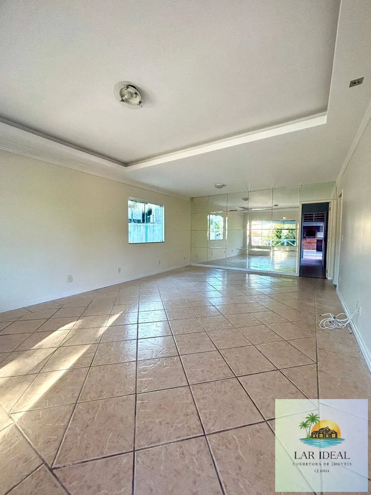 Casa, 3 quartos, 218 m² - Foto 8