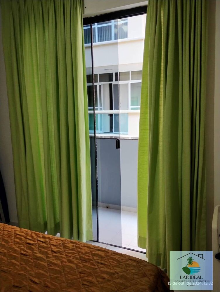 Apartamento à venda com 2 quartos, 75m² - Foto 2